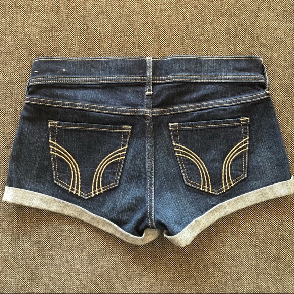Hollister short-short dark denim jean shorts W27 - Picture 5 of 9
